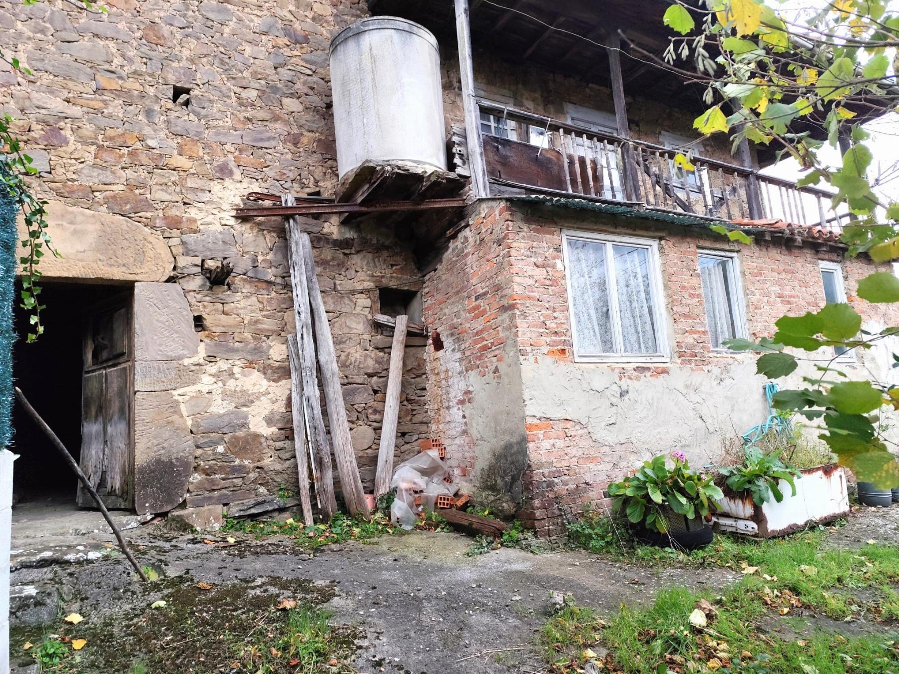 Venta de casa en Quirós