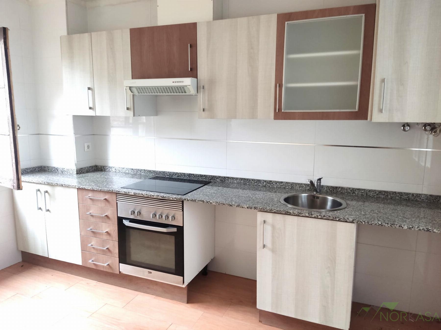 For rent of flat in Oviedo