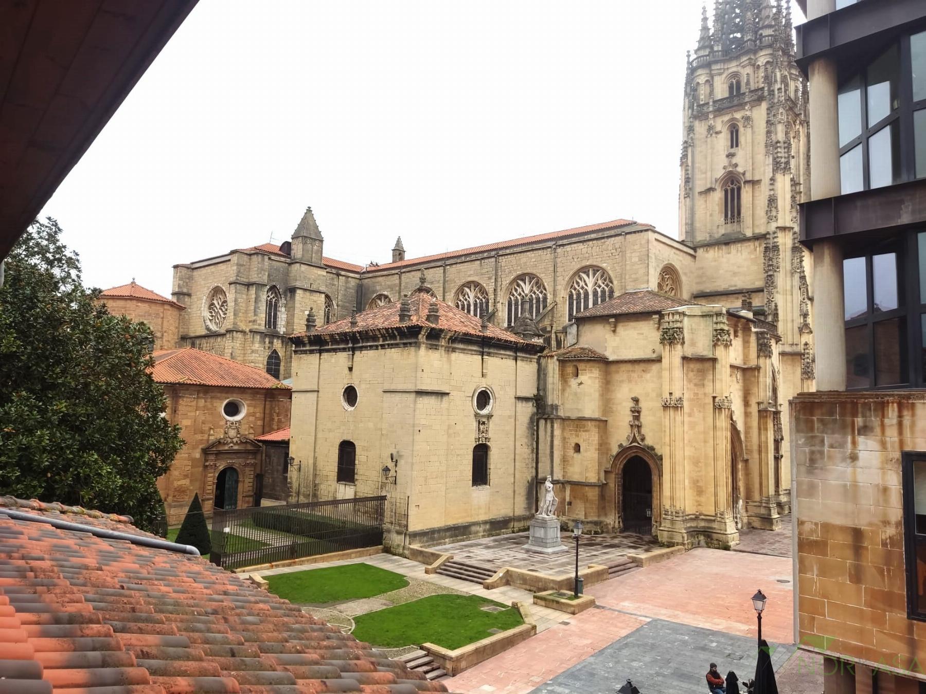 For rent of flat in Oviedo