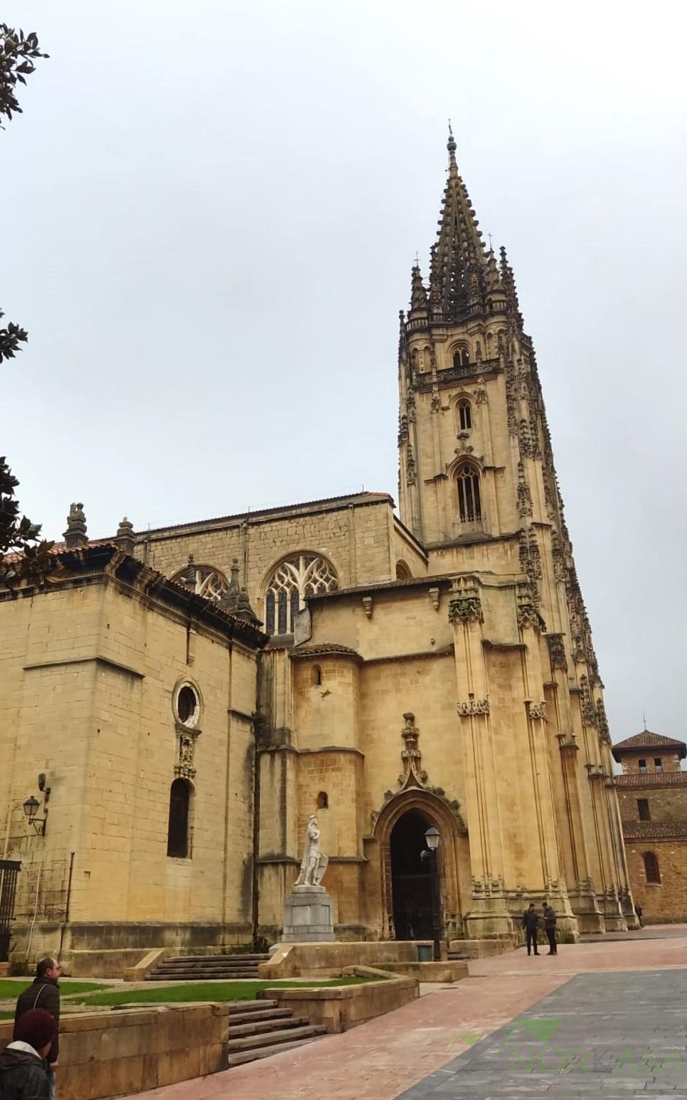 For rent of flat in Oviedo