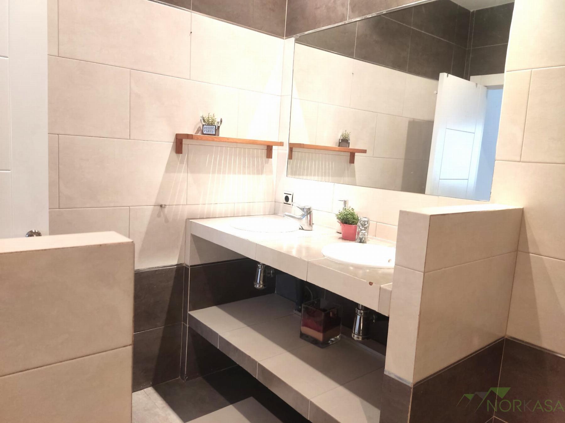For sale of flat in Oviedo