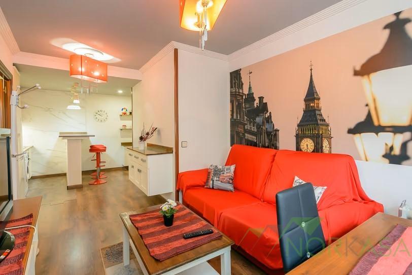 For sale of apartment in Oviedo