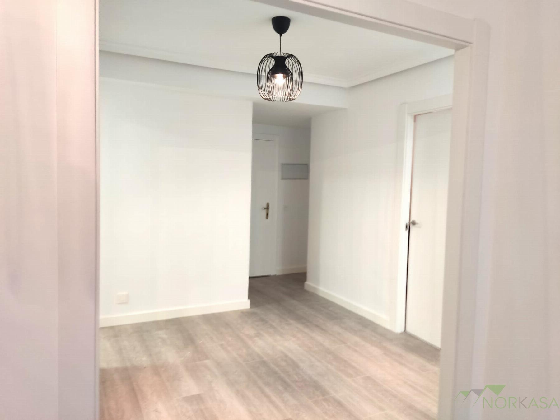 For sale of flat in Oviedo