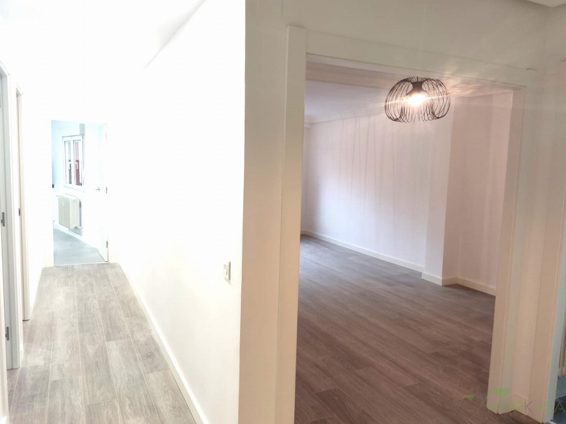 For sale of flat in Oviedo