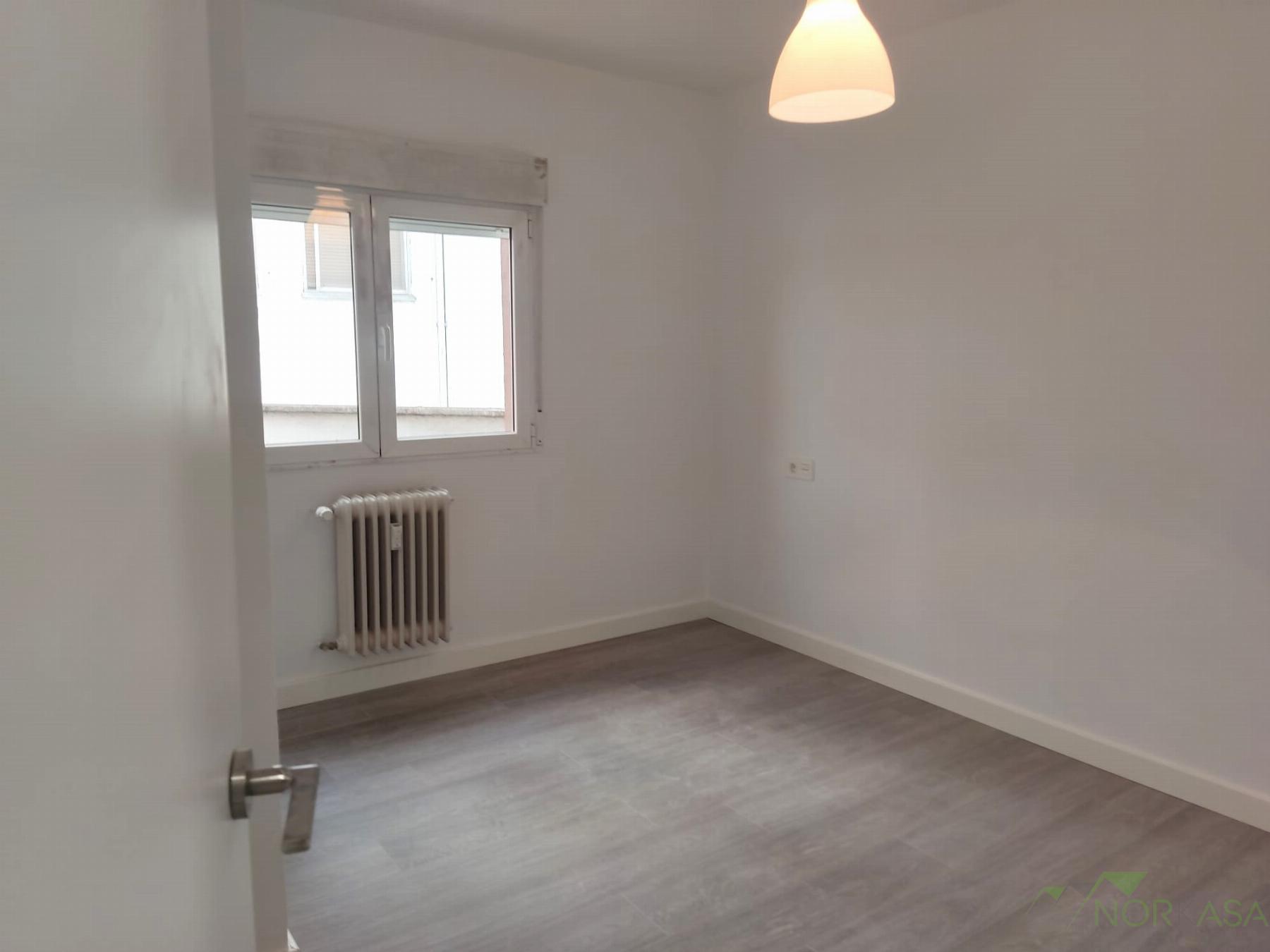 For sale of flat in Oviedo