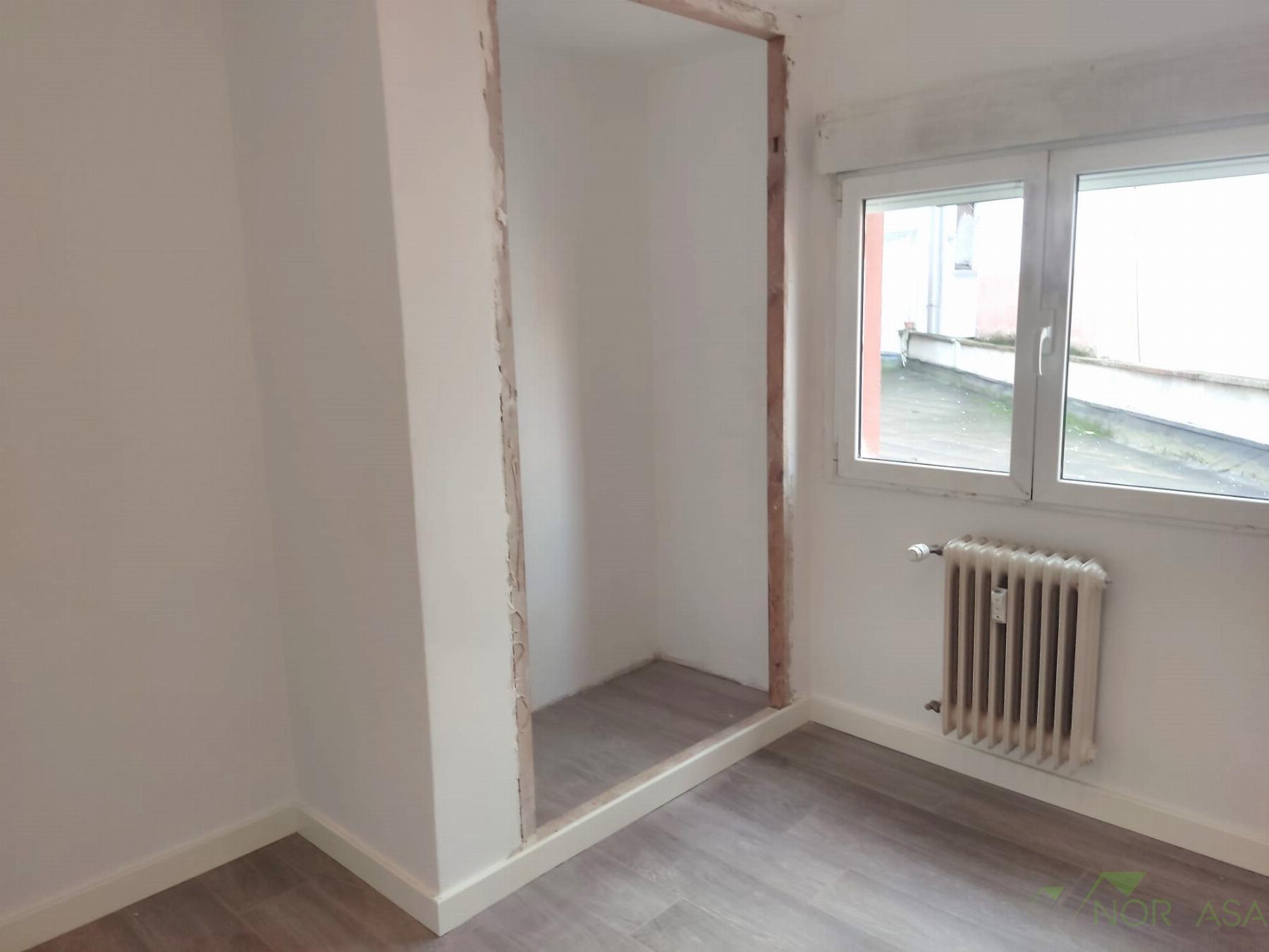 For sale of flat in Oviedo