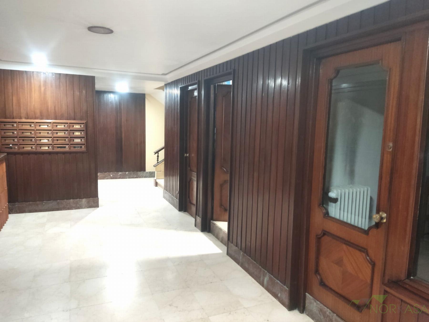 For sale of flat in Oviedo