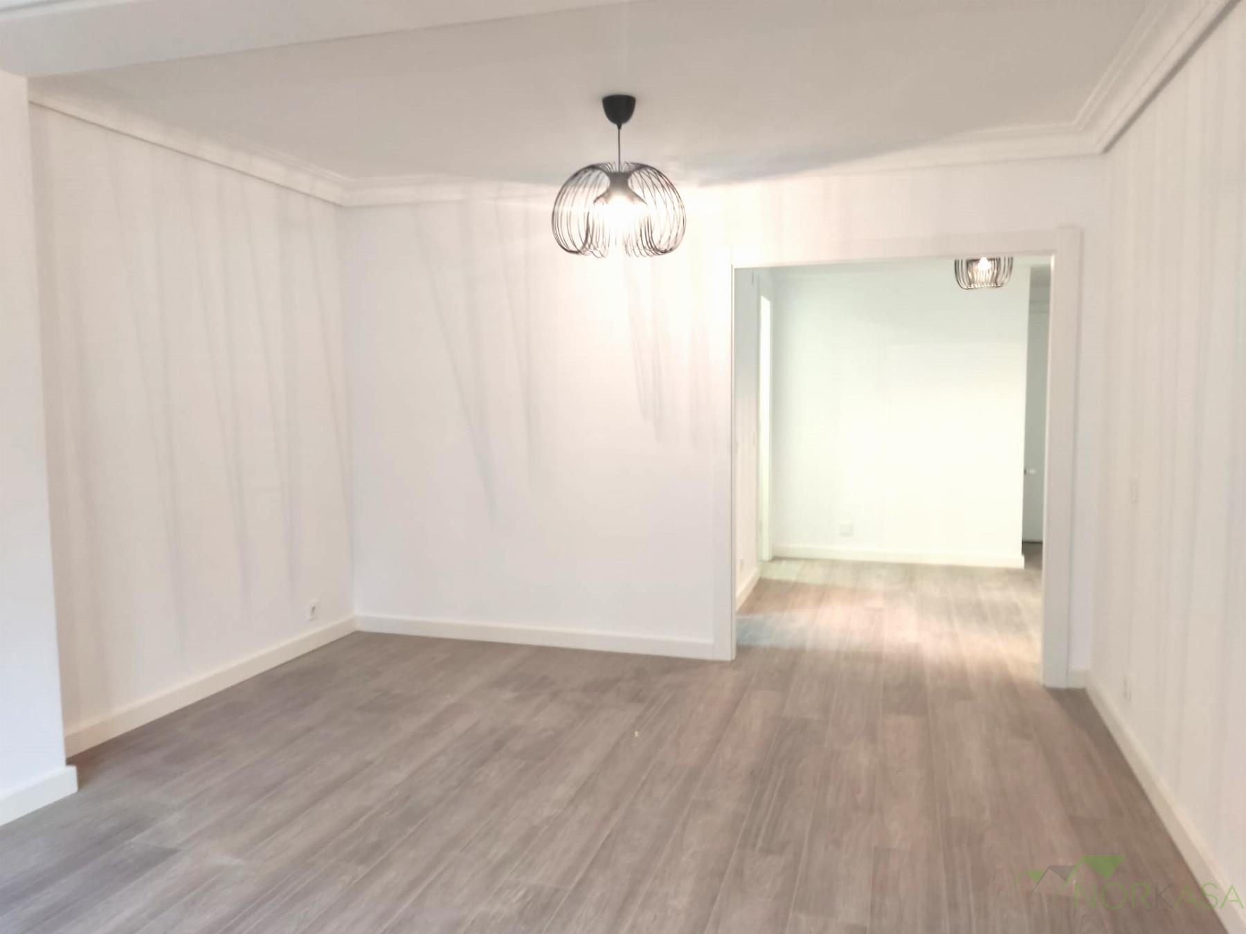 For sale of flat in Oviedo