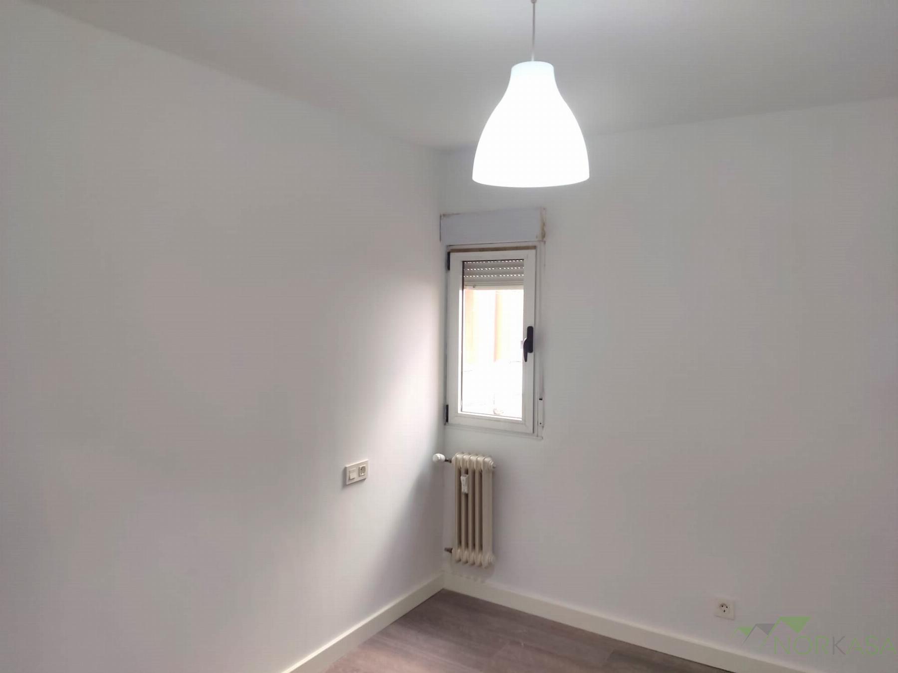 For sale of flat in Oviedo