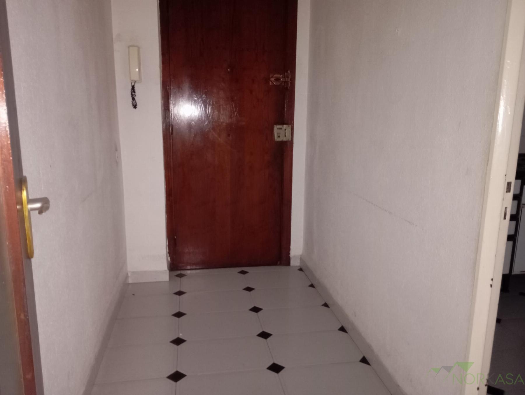 For sale of flat in Langreo