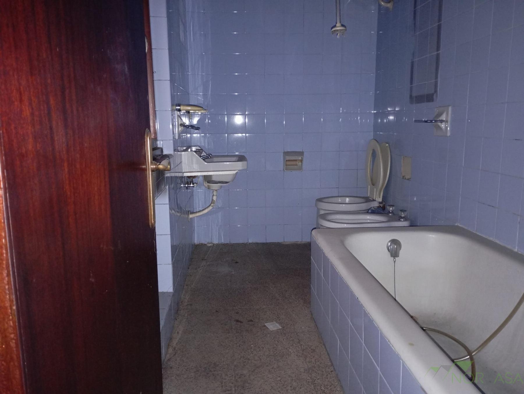 For sale of flat in Langreo