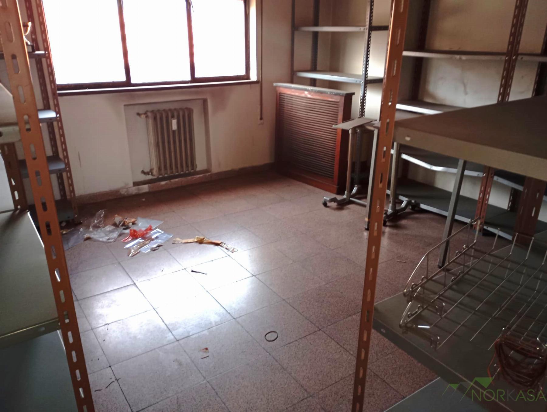 For sale of flat in Langreo
