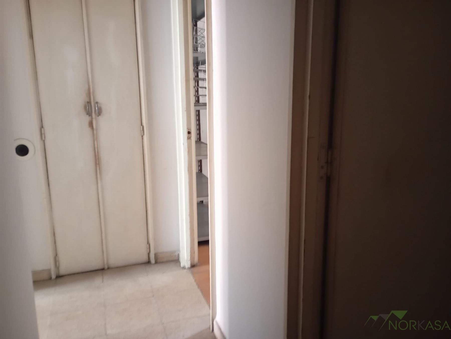 For sale of flat in Langreo