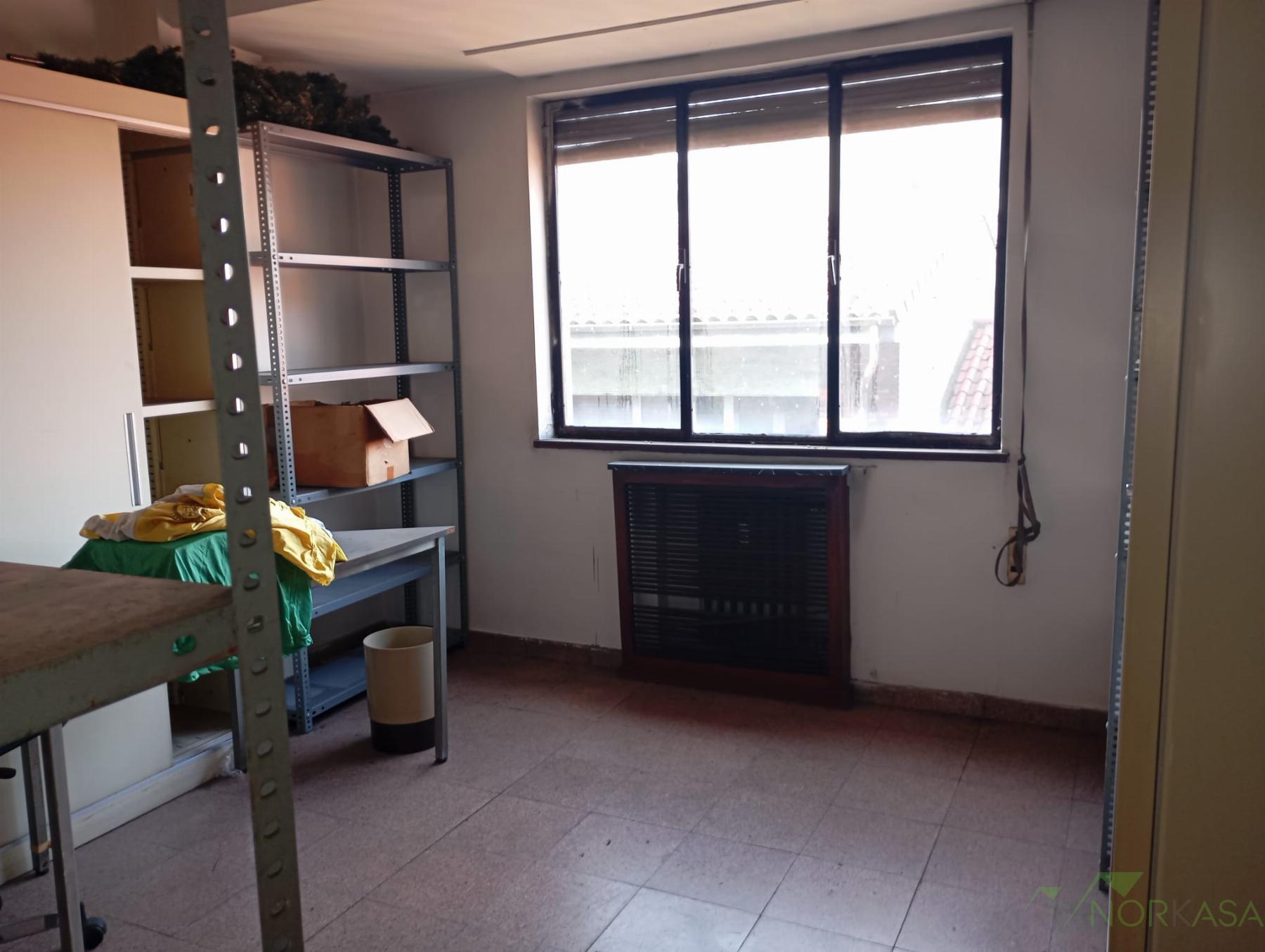 For sale of flat in Langreo