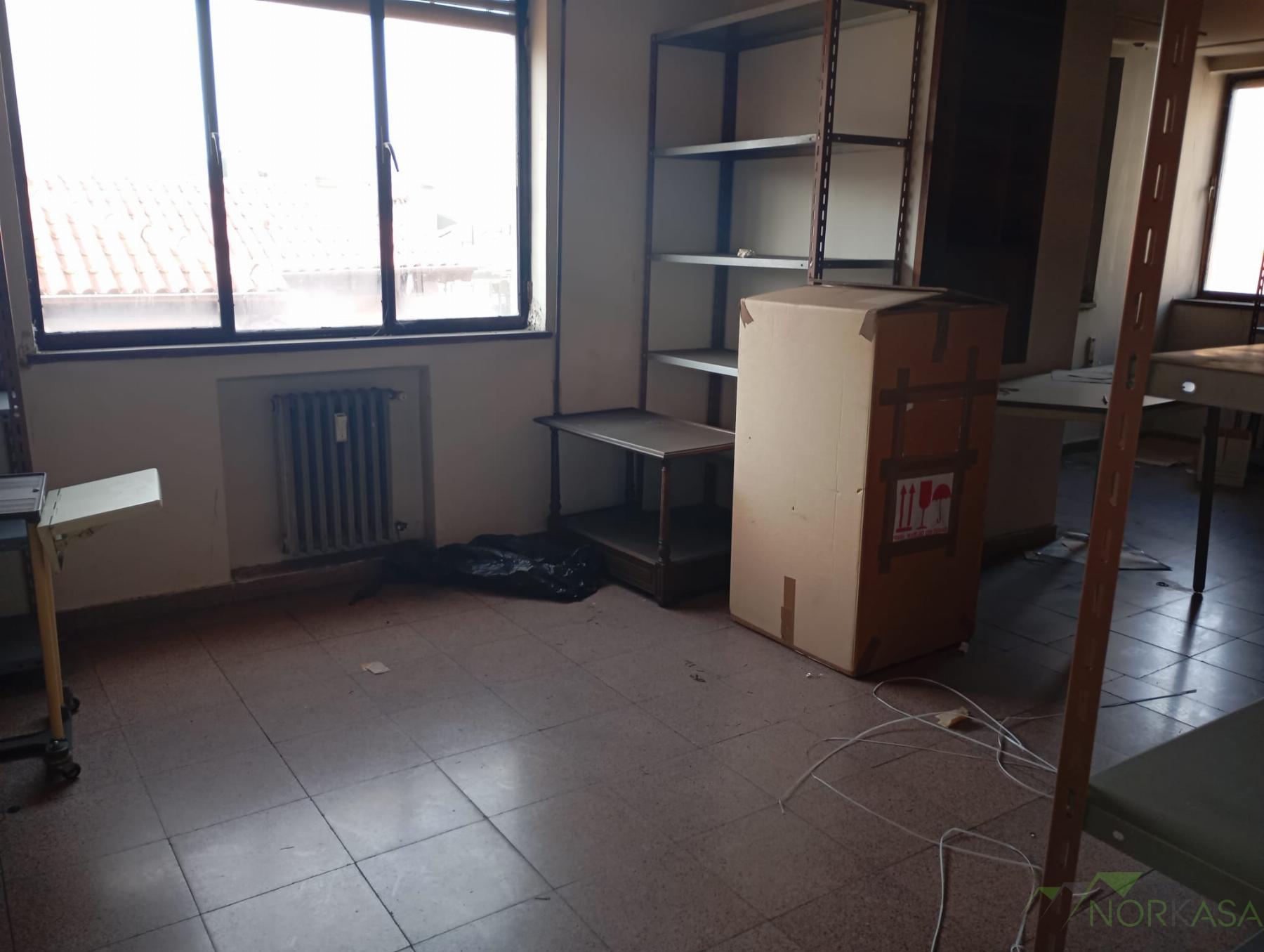 For sale of flat in Langreo