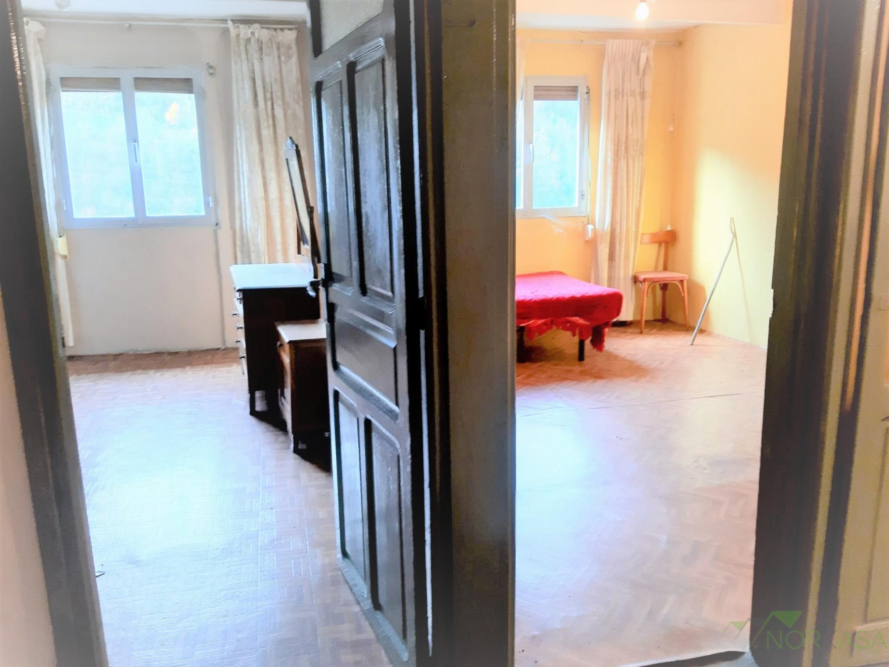 For sale of house in Quirós