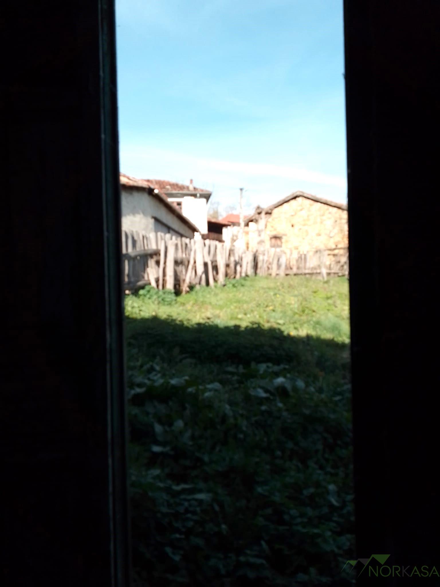 For sale of house in Quirós