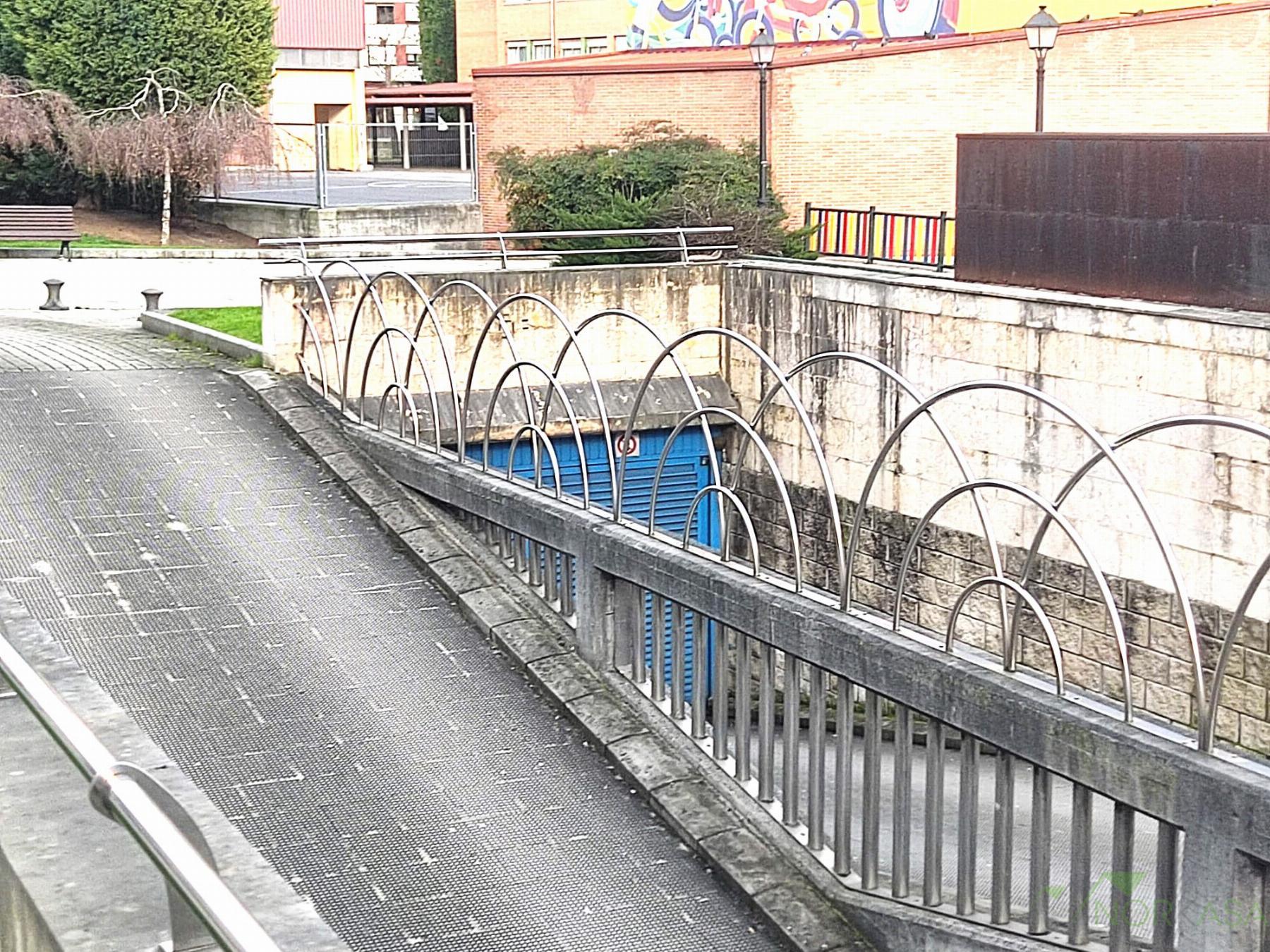 For sale of garage in Oviedo