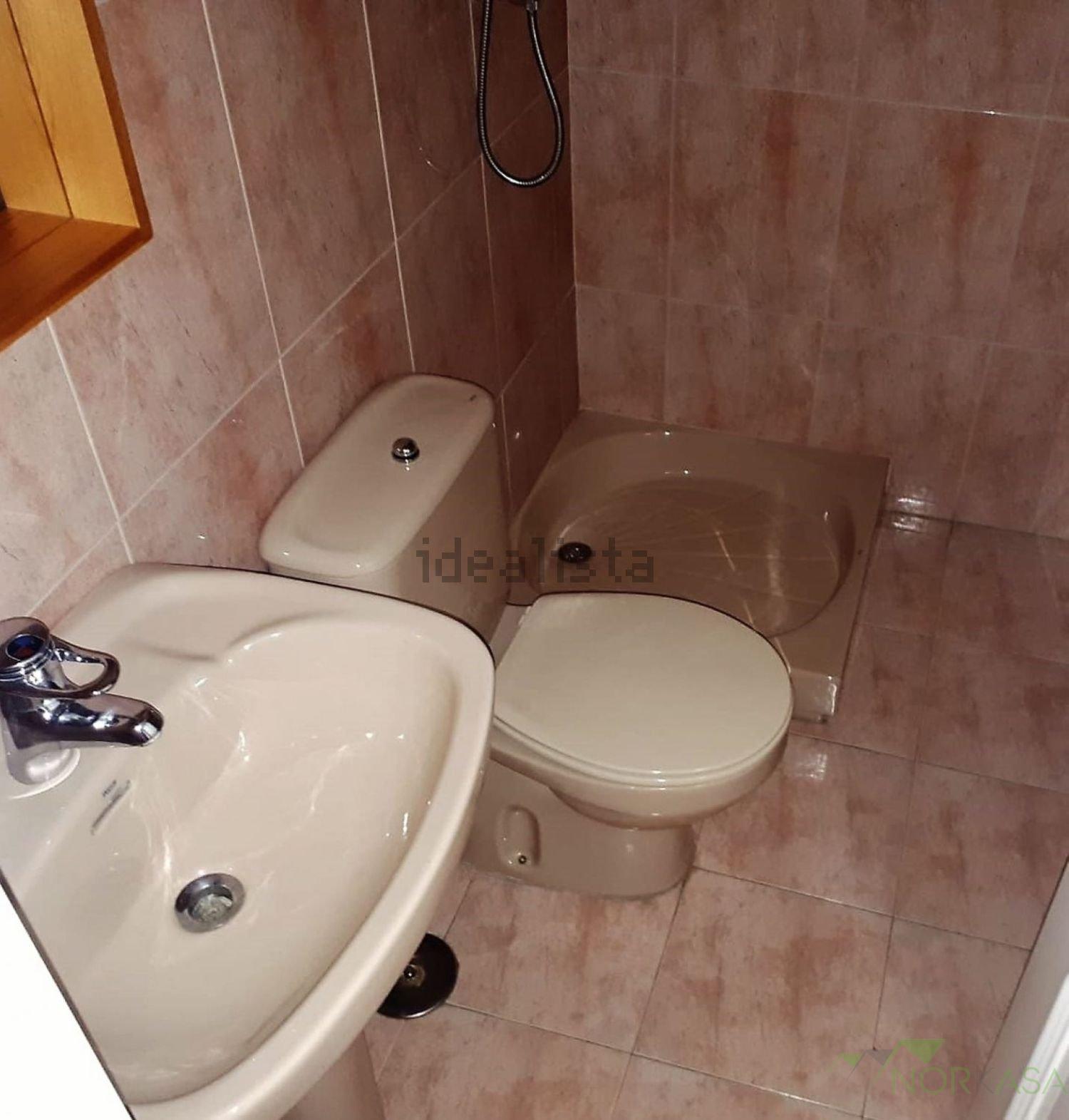 For sale of duplex in Oviedo