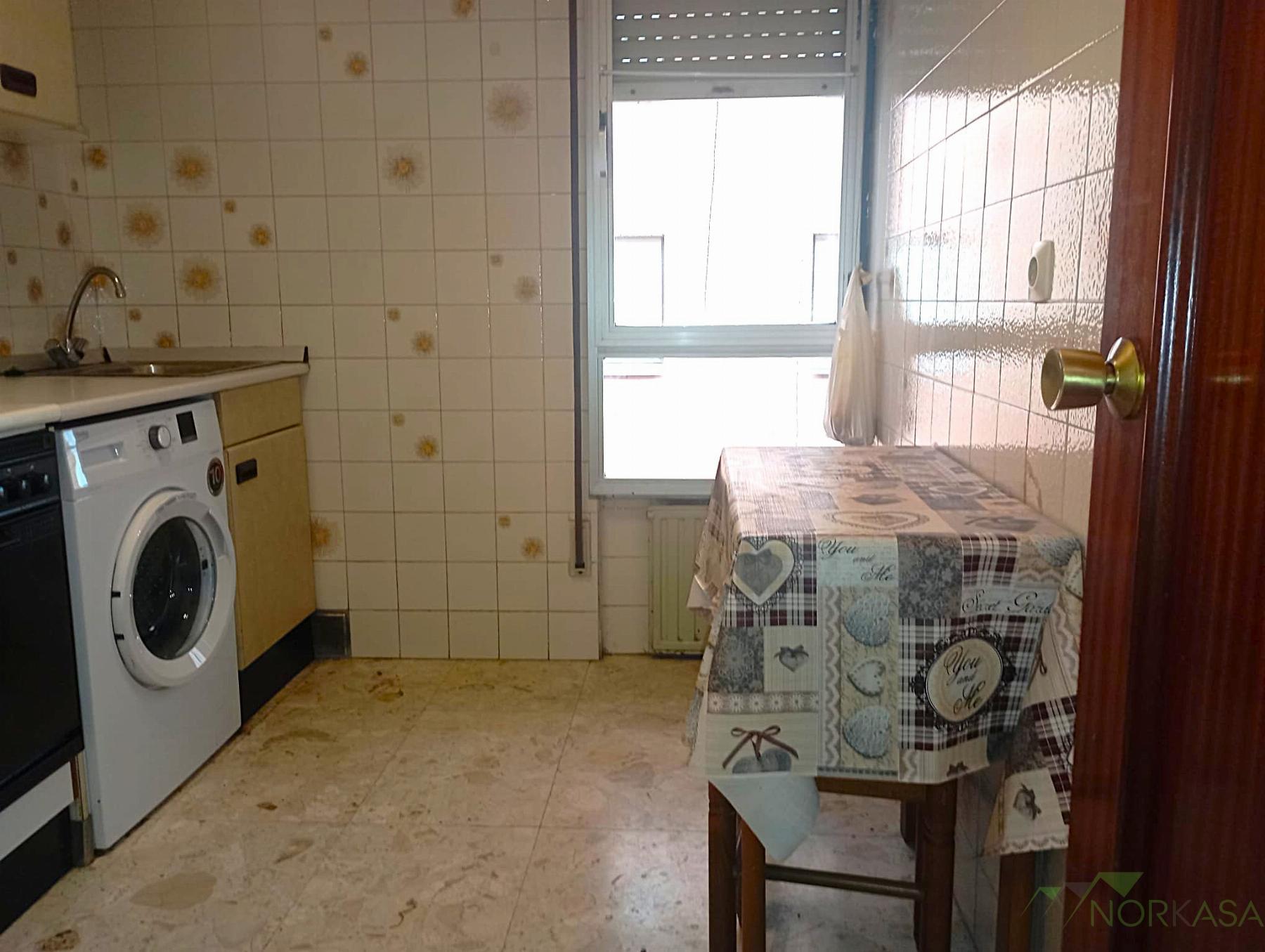 For rent of apartment in Oviedo