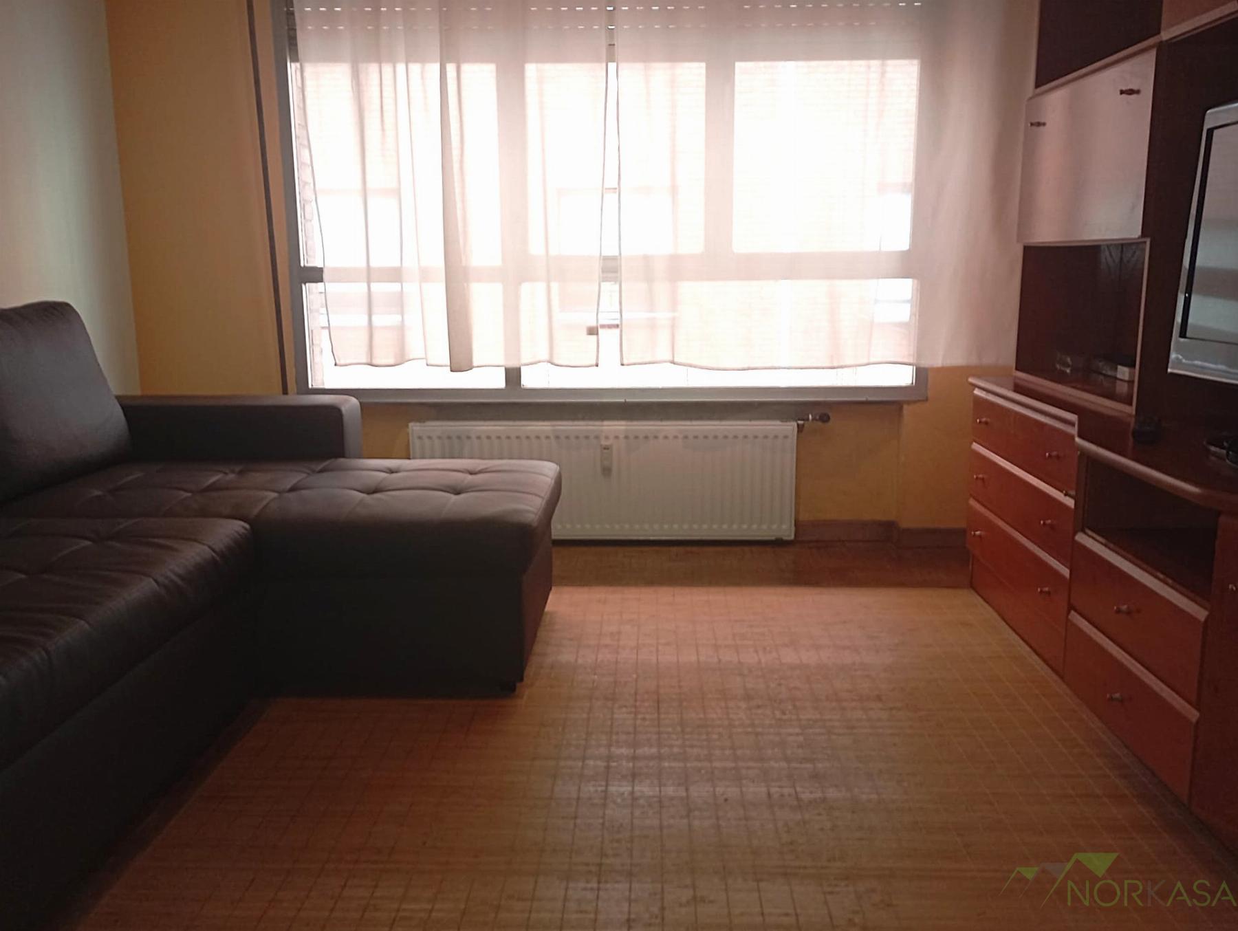 For rent of apartment in Oviedo