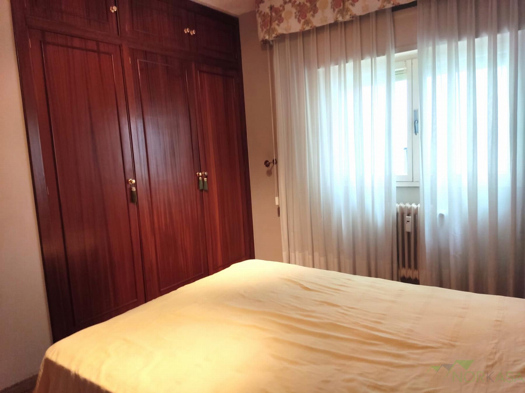 For rent of apartment in Oviedo