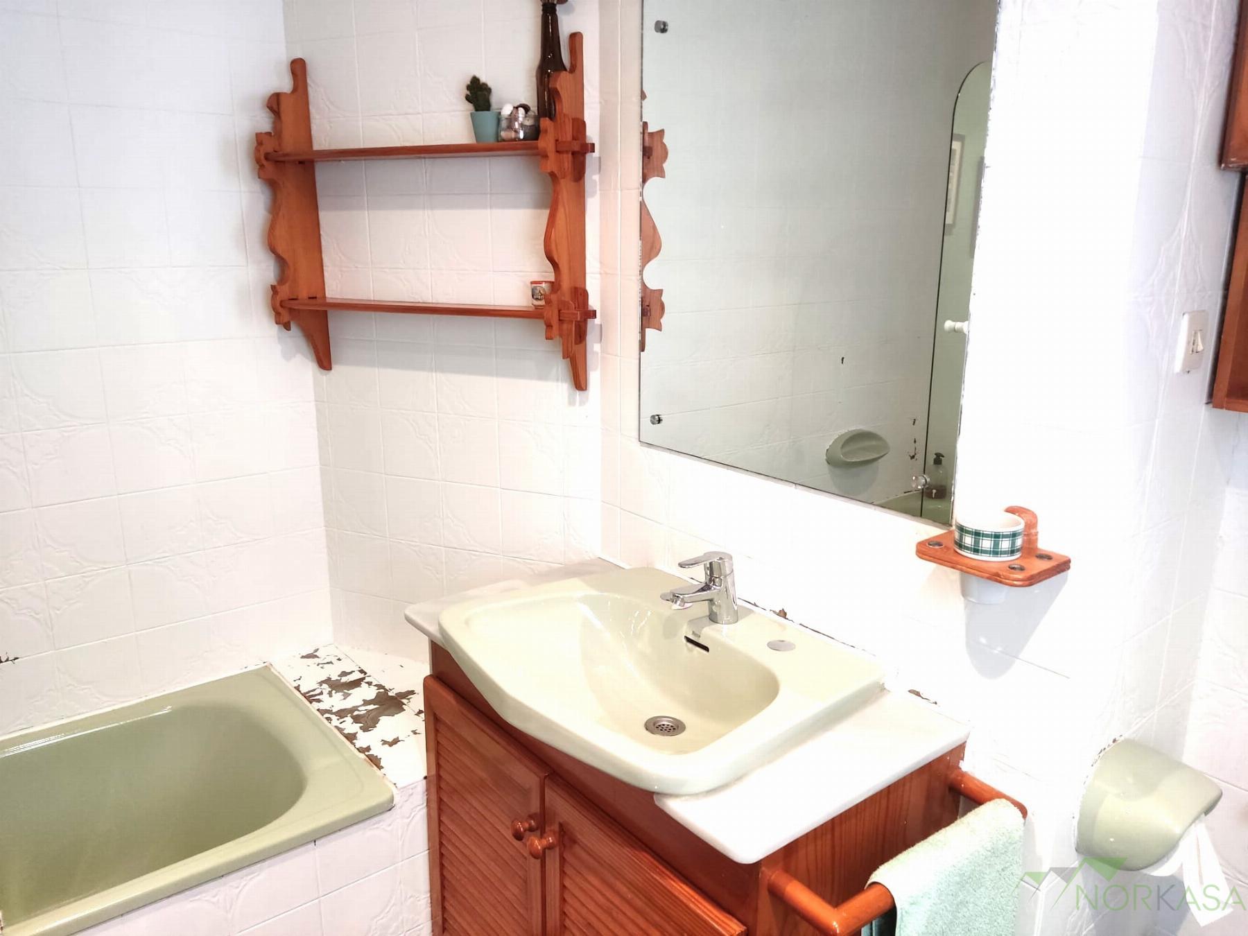 For rent of apartment in Oviedo