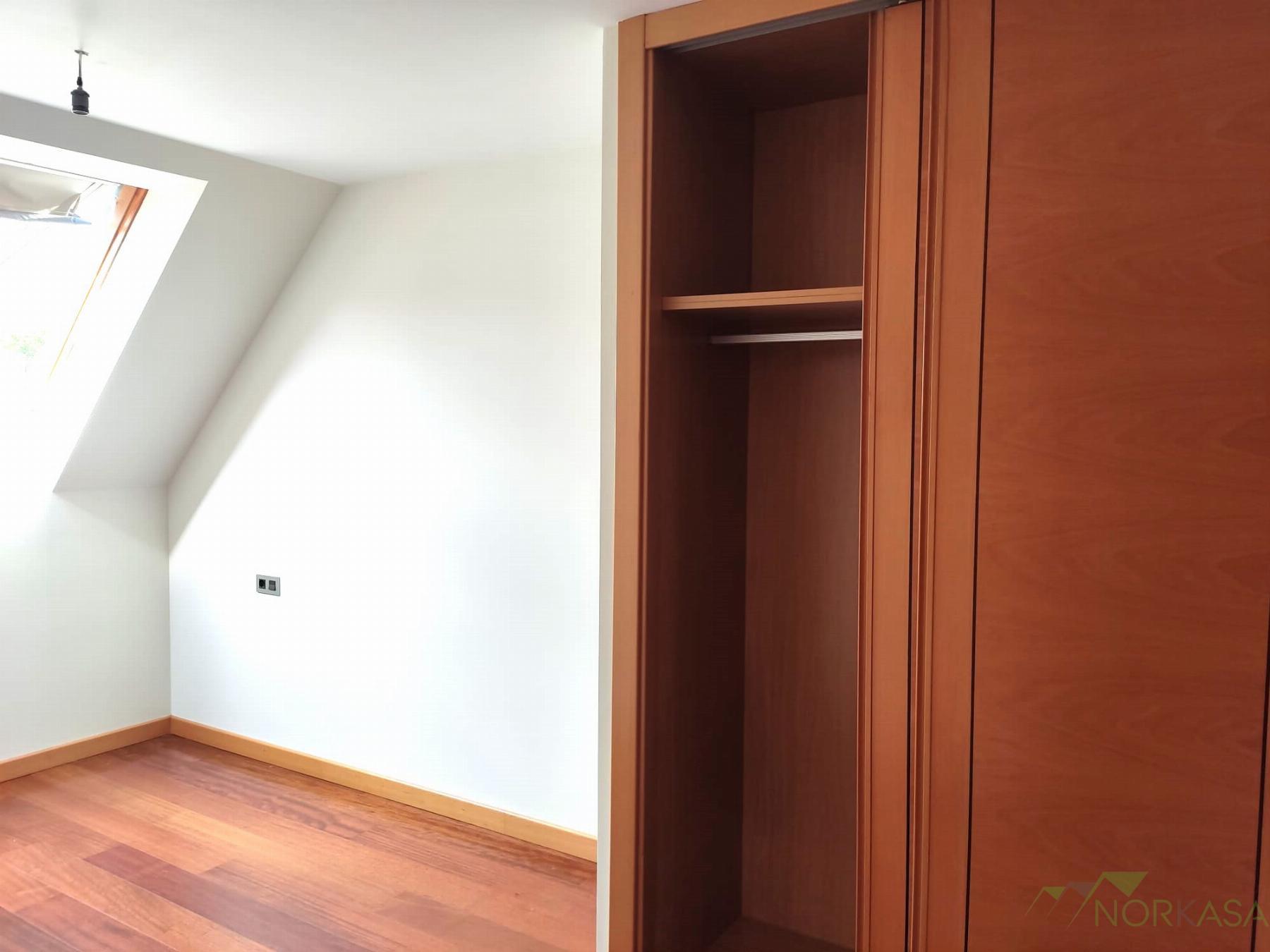 Venta de piso en Oviedo