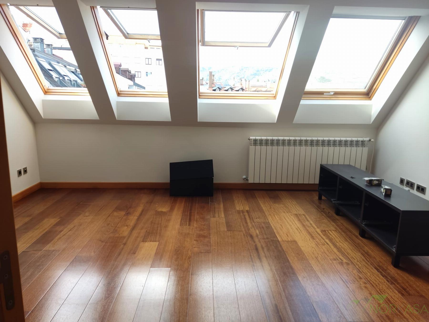Venta de piso en Oviedo