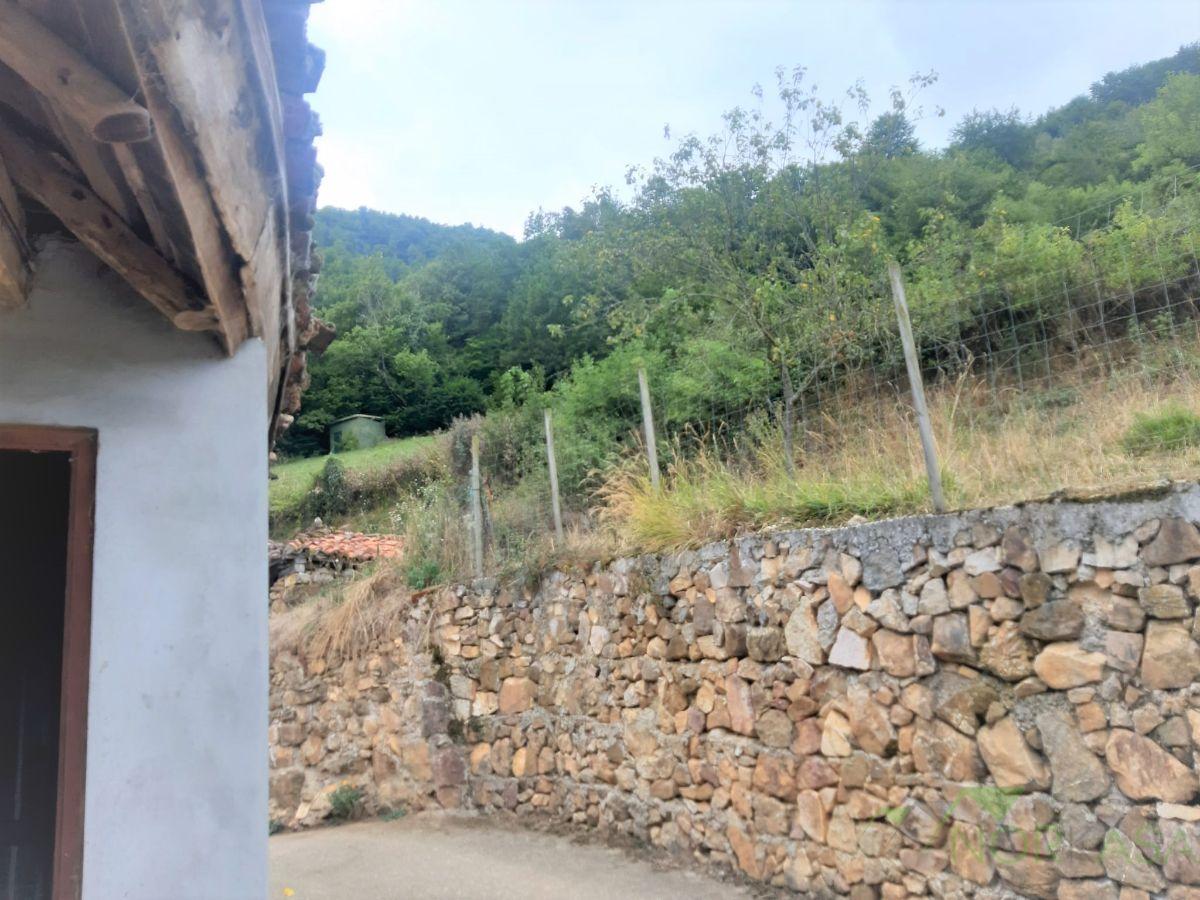 Venta de casa en Teverga