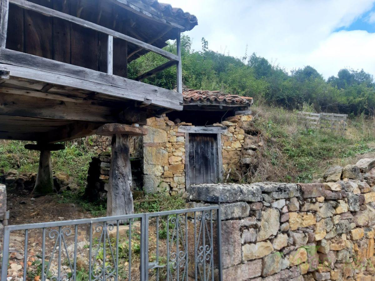 Venta de casa en Teverga