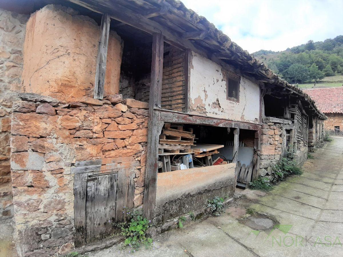 Venta de casa en Teverga