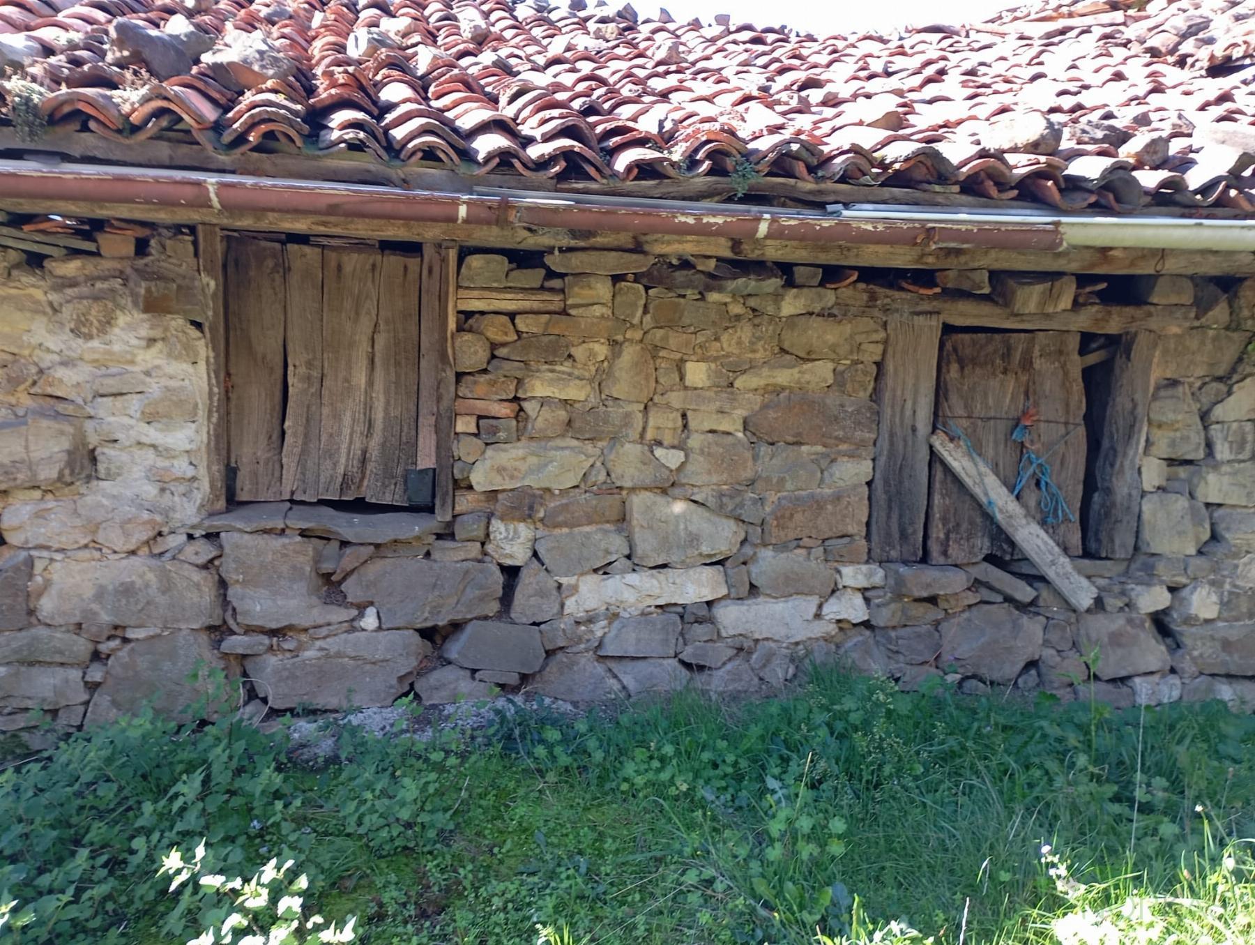 Venta de casa en Quirós