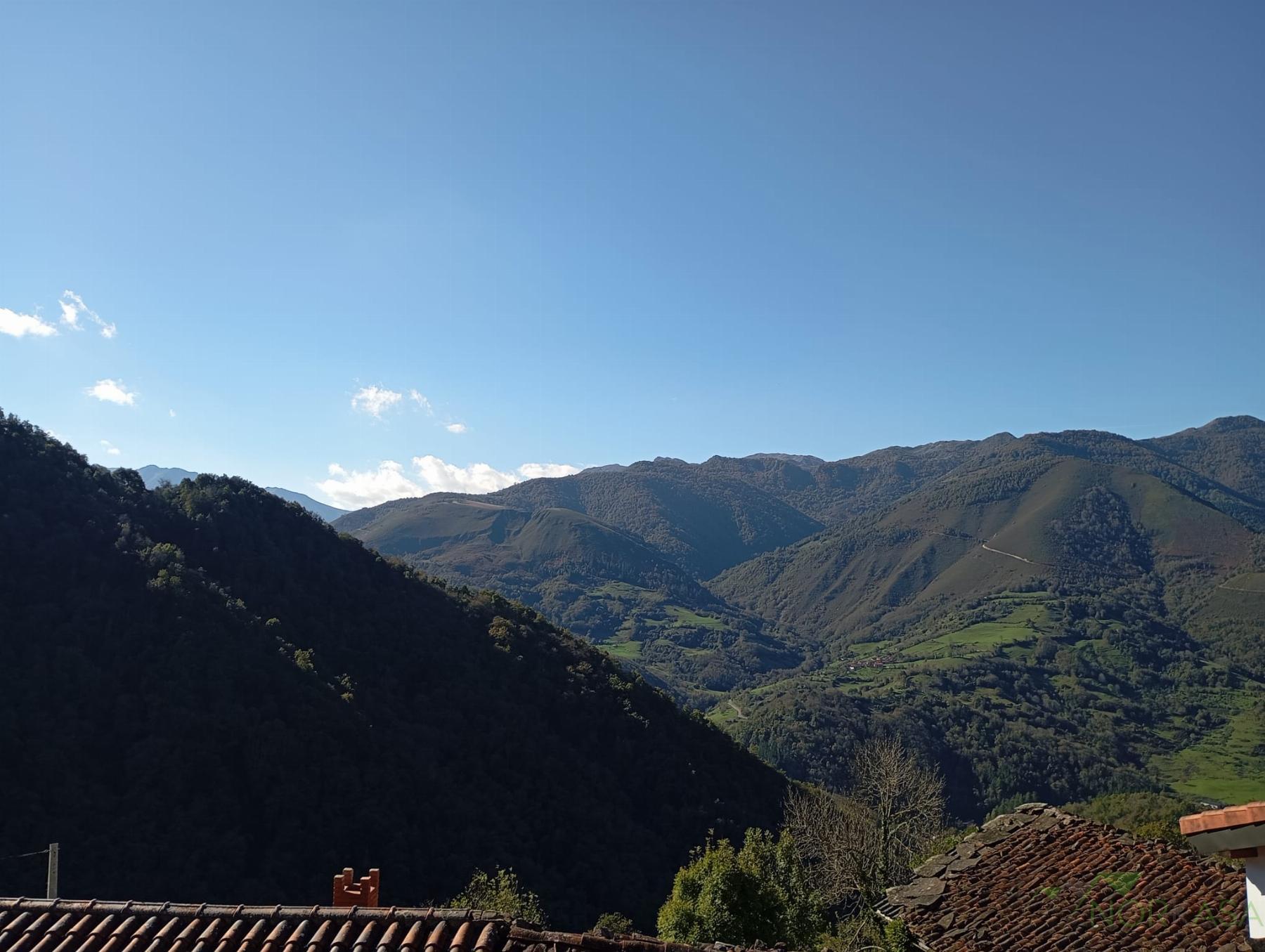 Venta de casa en Quirós