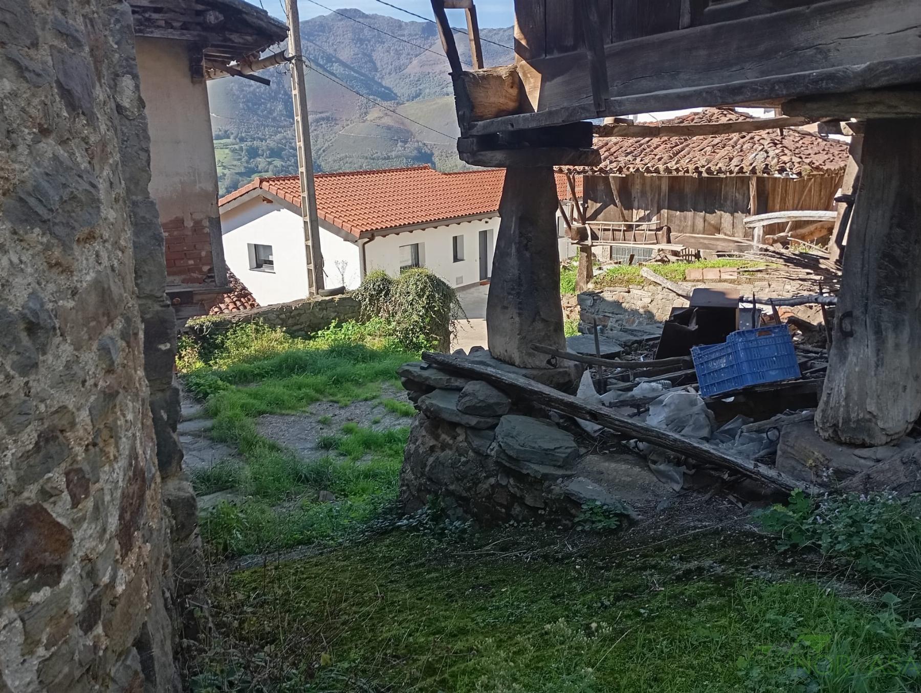 Venta de casa en Quirós