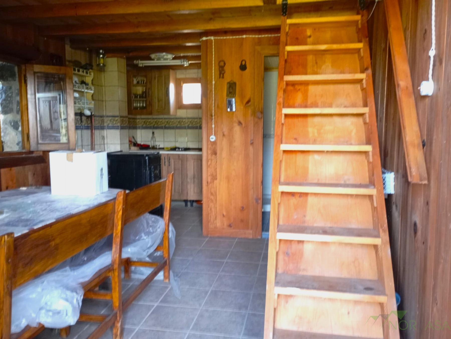 Venta de casa en Quirós