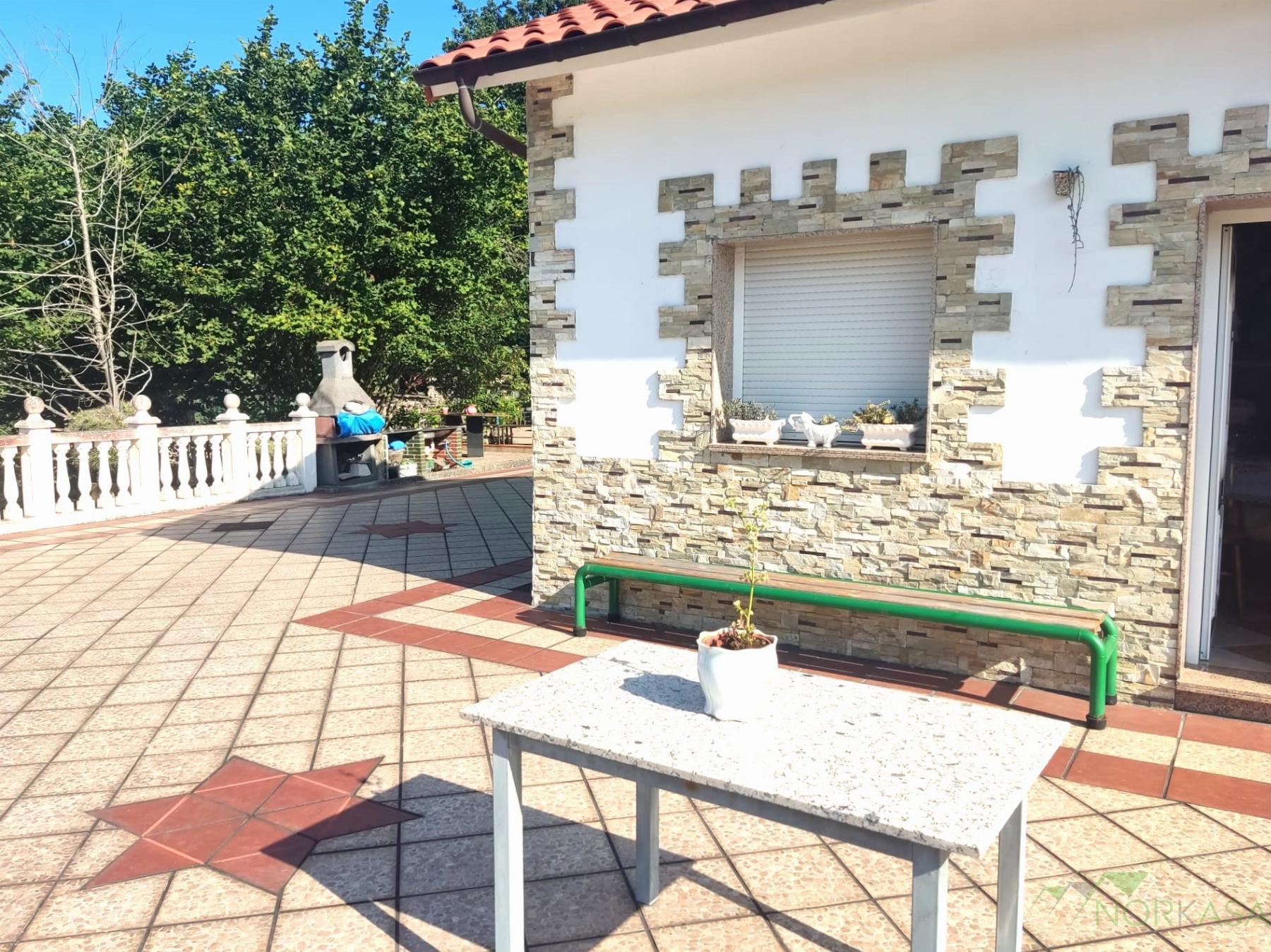 For sale of house in Oviedo