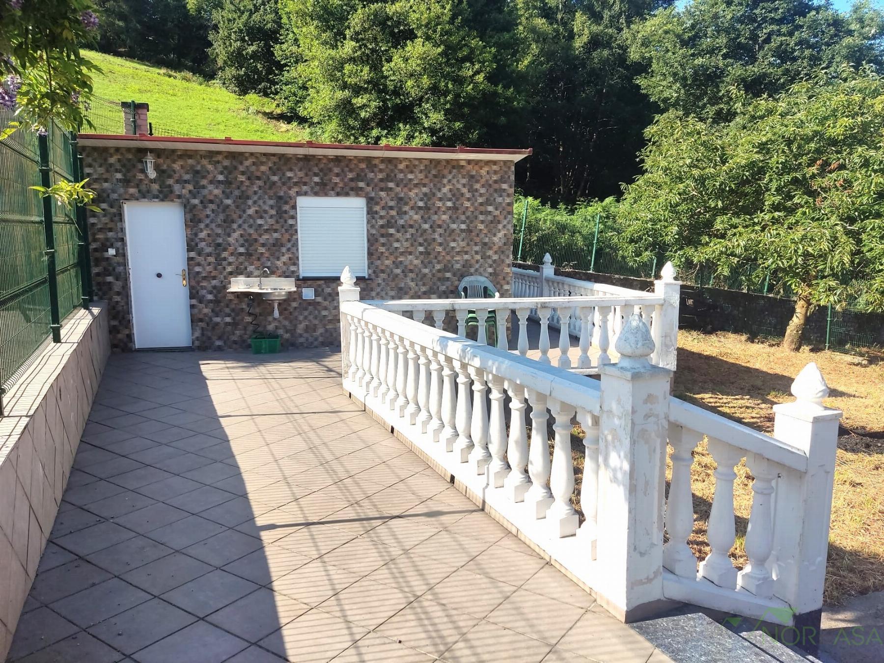 For sale of house in Oviedo
