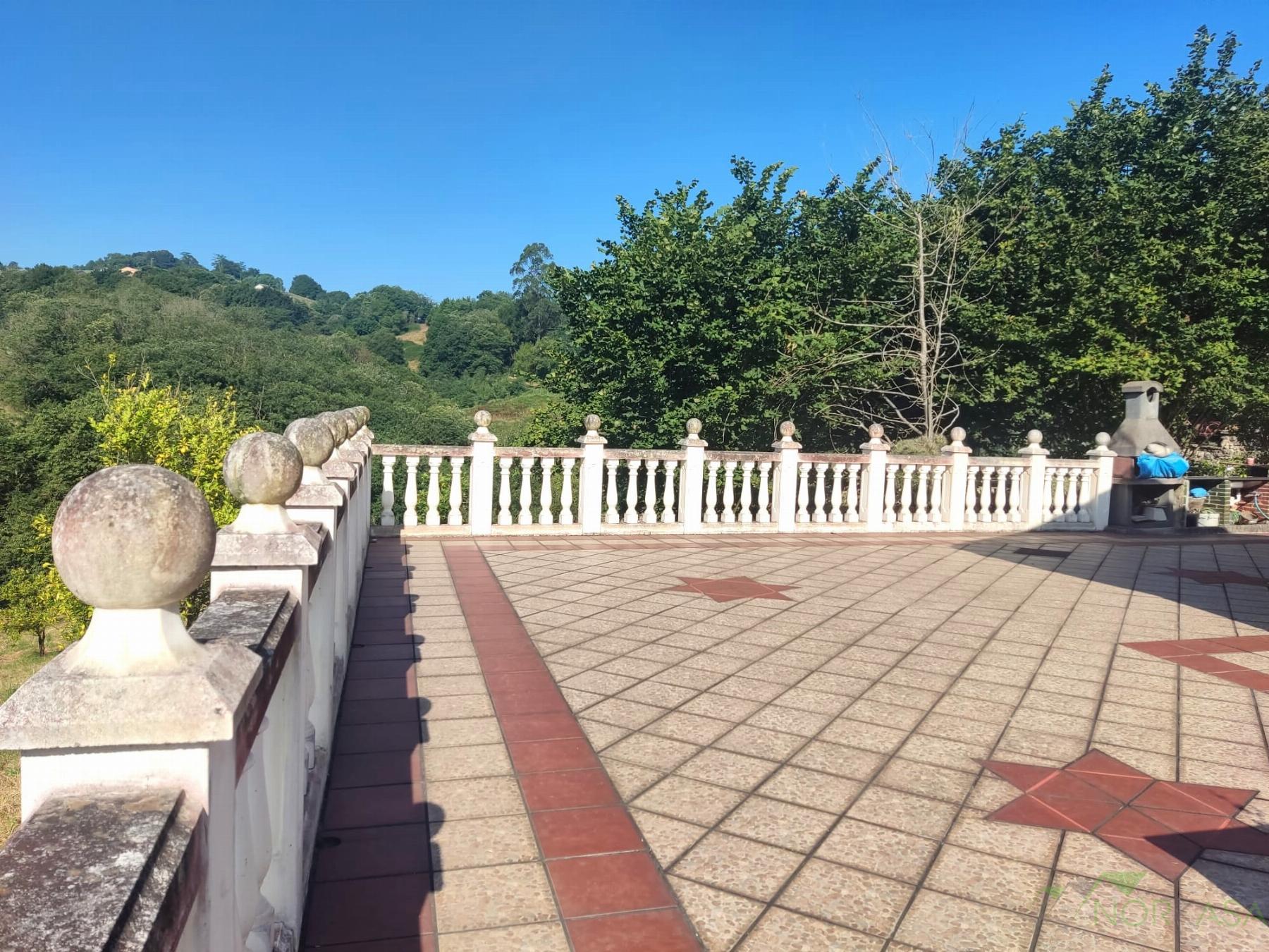 For sale of house in Oviedo