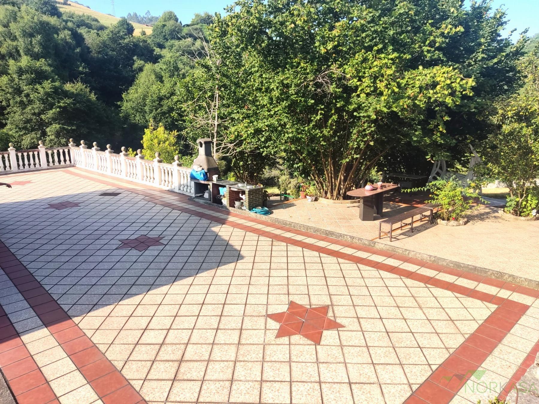 For sale of house in Oviedo