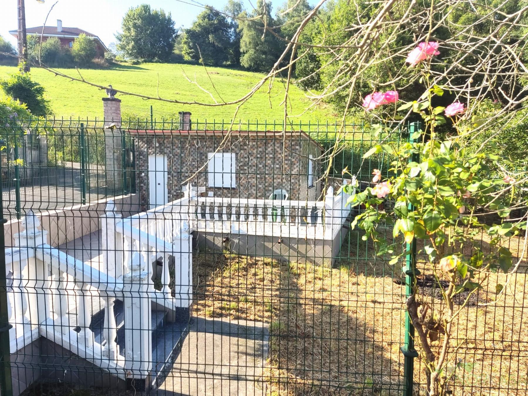 For sale of house in Oviedo