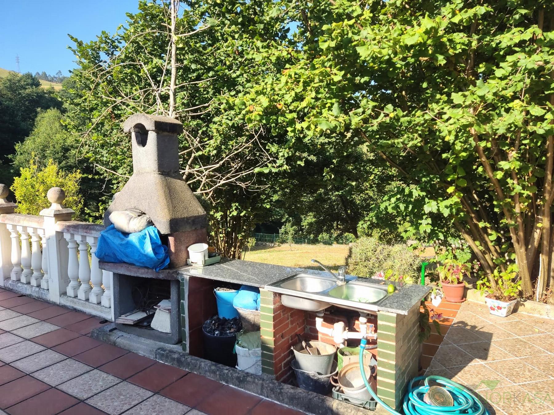 For sale of house in Oviedo