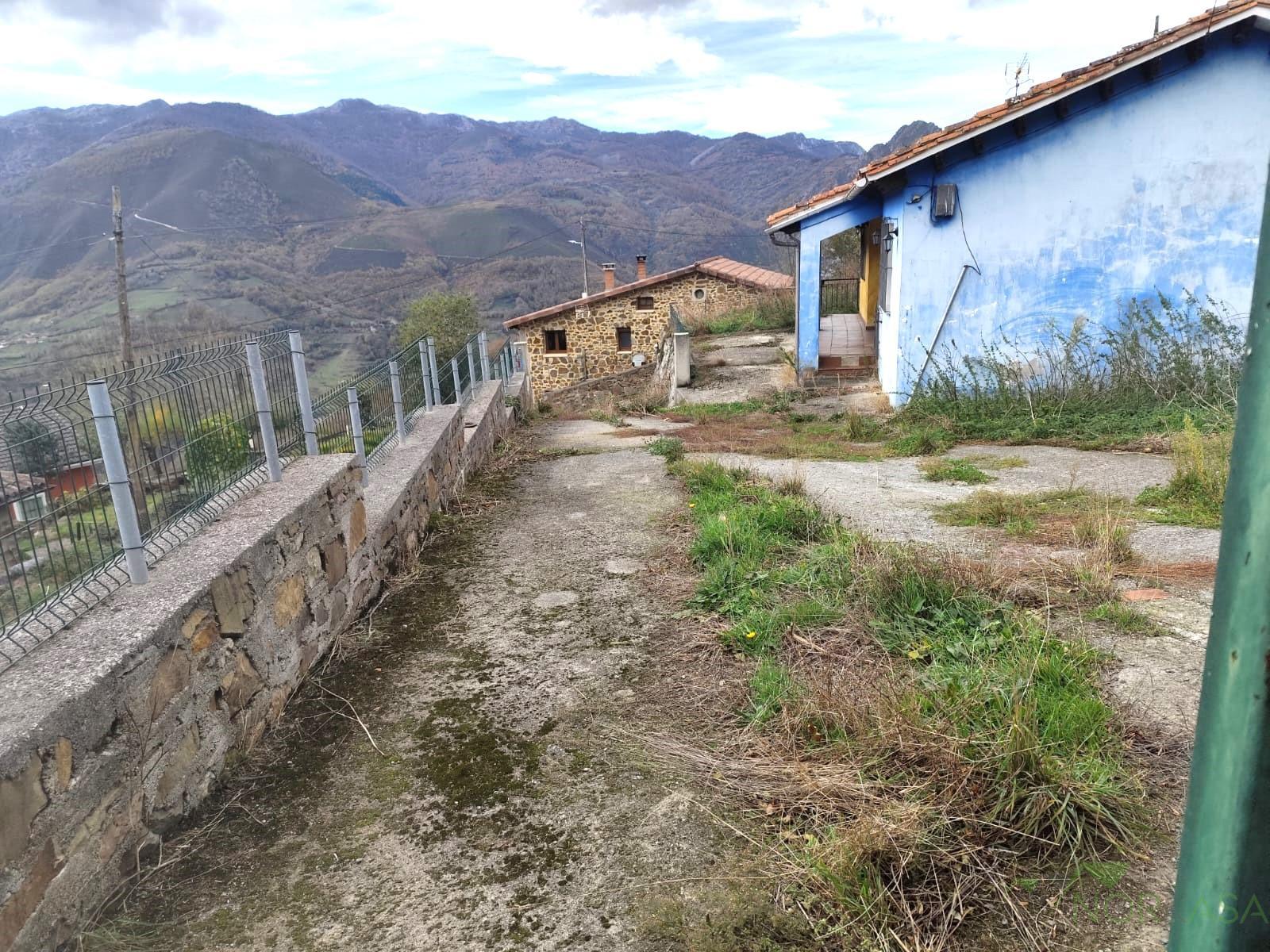 Venta de casa en Quirós