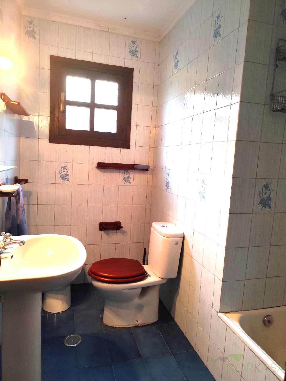 Venta de casa en Quirós