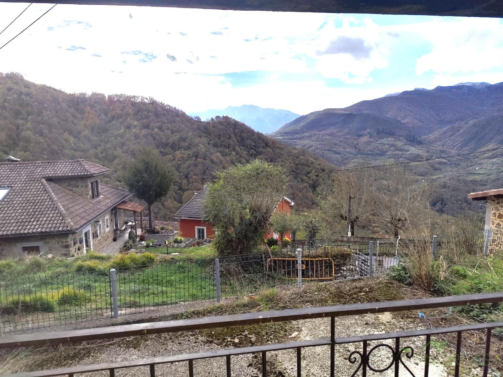 Venta de casa en Quirós