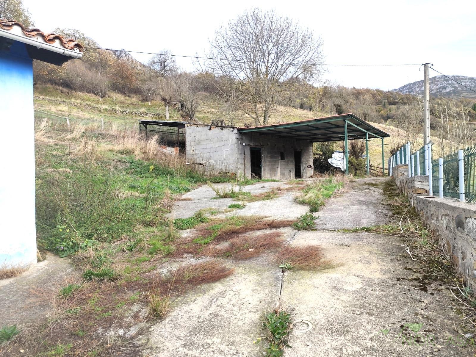 Venta de casa en Quirós