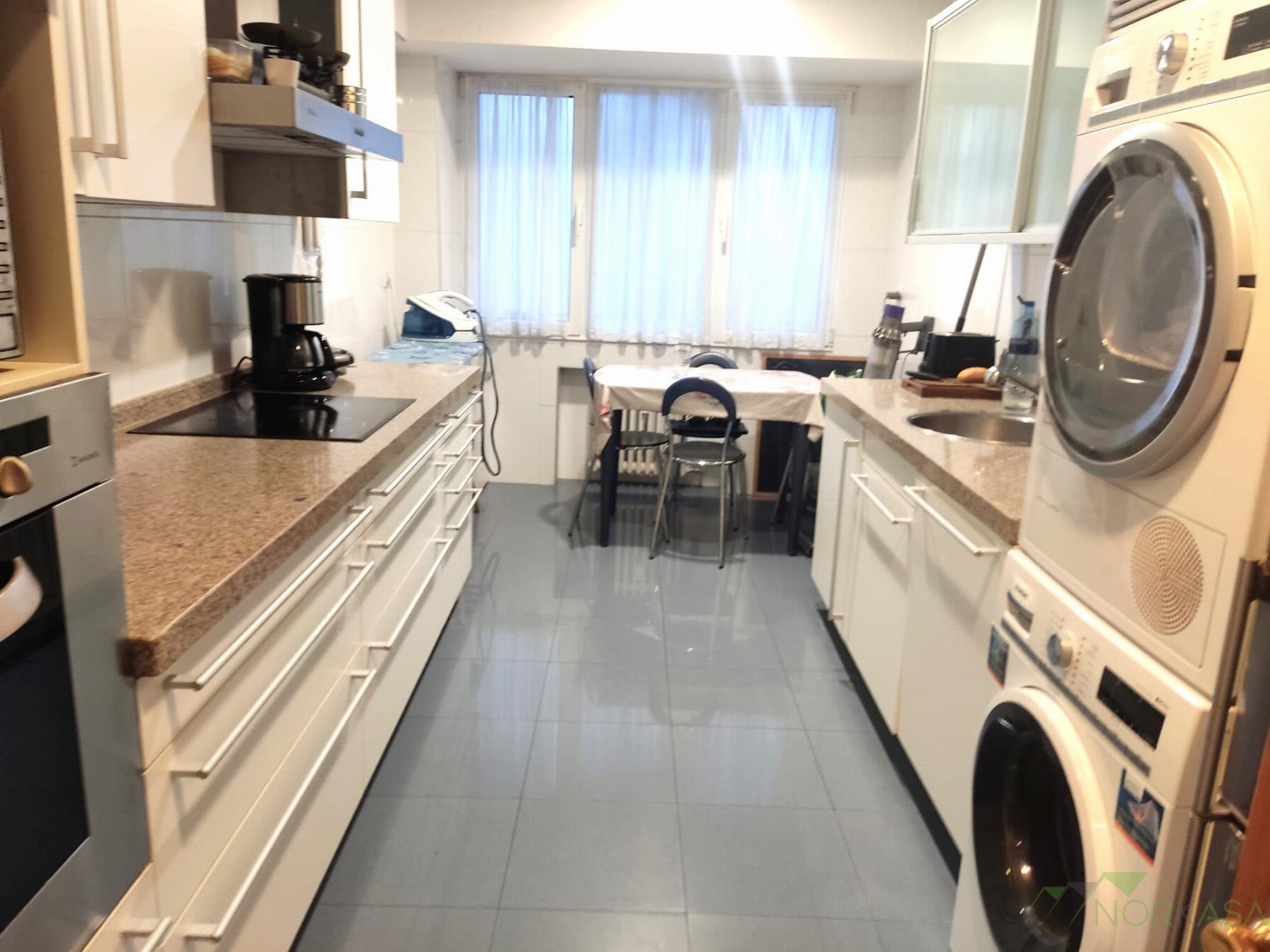 For sale of flat in Oviedo