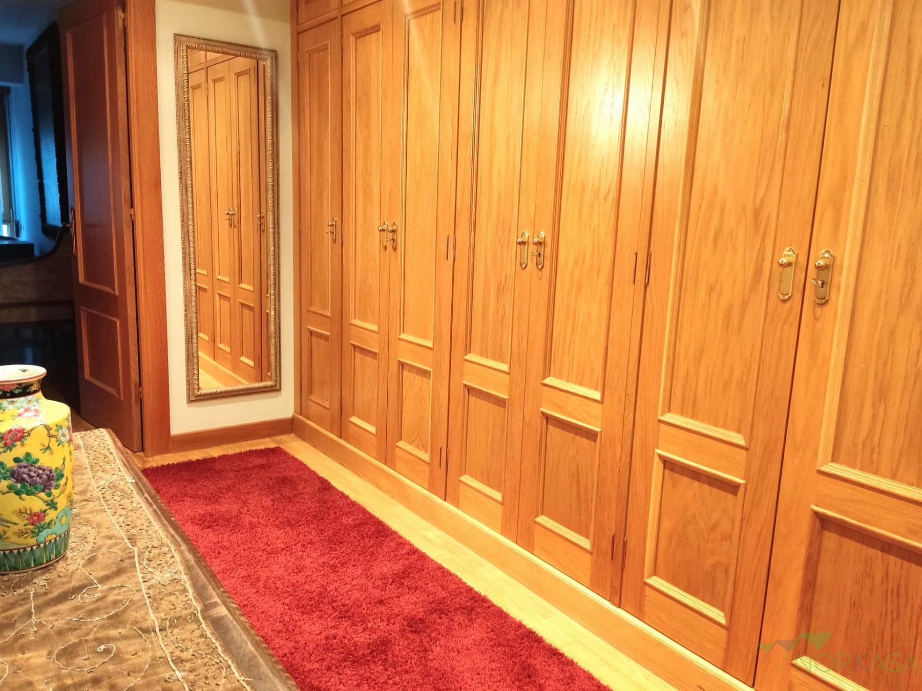 For sale of flat in Oviedo