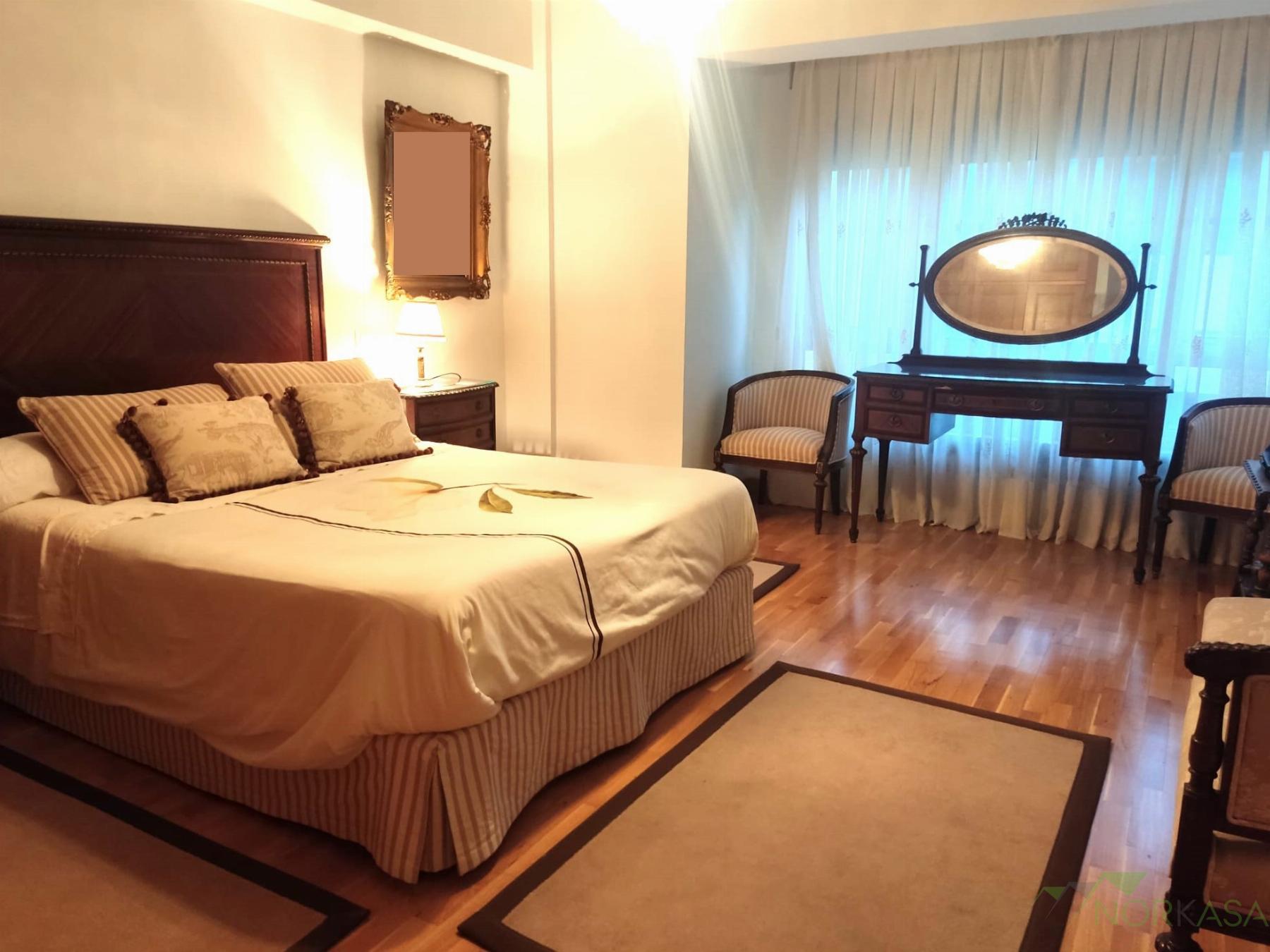 For sale of flat in Oviedo