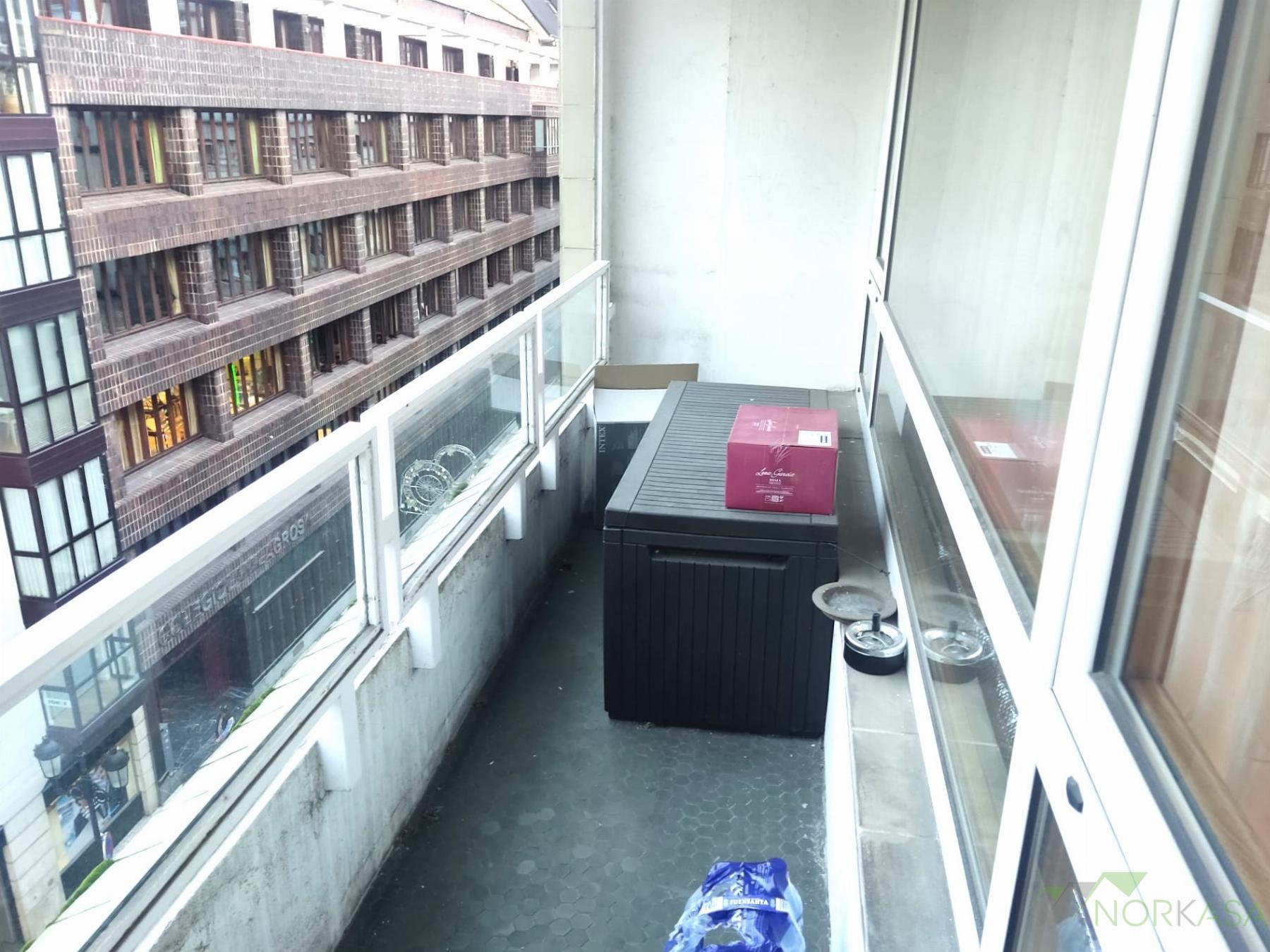 For sale of flat in Oviedo